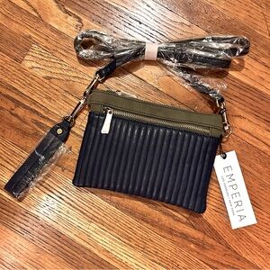 Crossbody Bag / Wristlet